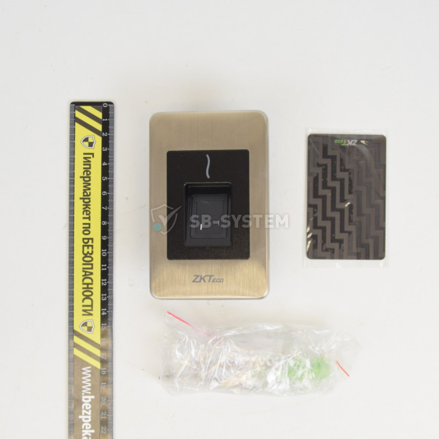 biometricheskiy-schityvatel-otpechatkov-paltsev-zkteco-fr1500-id-vreznoy-1054393.jpeg