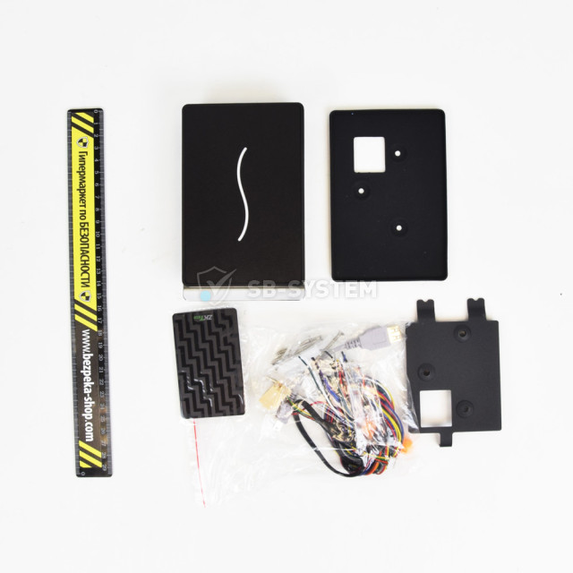setevoy-kontroller-so-schityvatelem-zkteco-scr100-1058280.jpeg