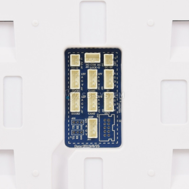 AD_1070FHD_white_5.jpg