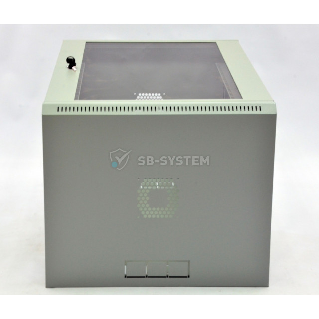 shkaf-servernyy-cms-15u-600-x-600-x-773-ua-mgswl156g-dlya-setevogo-oborudovaniya-1055520.jpeg